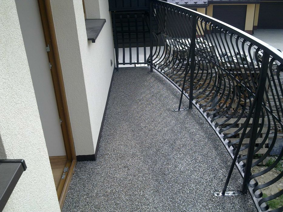 Kamienny Dywan - 145zł/m2 z hydroizolacją