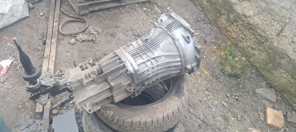 МКПП (механічна коробка перемикання передач) 4x4 5-ступка 06- Kia Sore