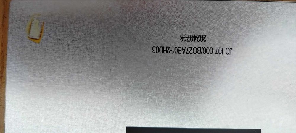 Продам дисплей магнитолы с выдвижным экраном .