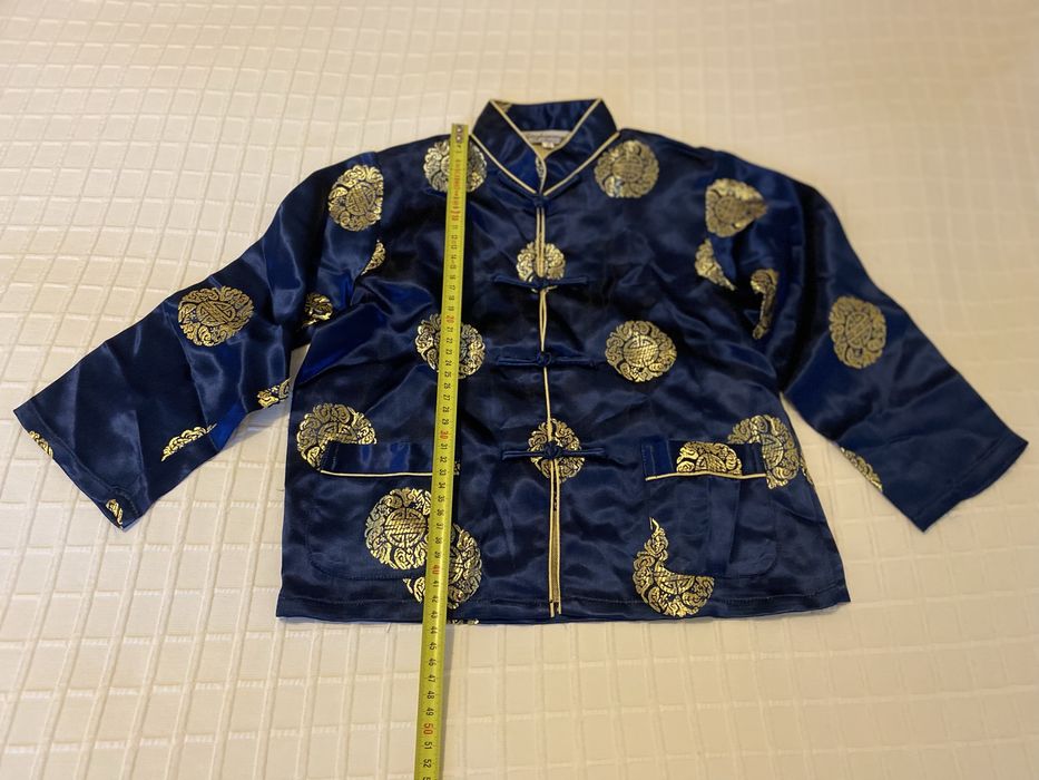 conjunto em seda azul e dourado para 8 anos