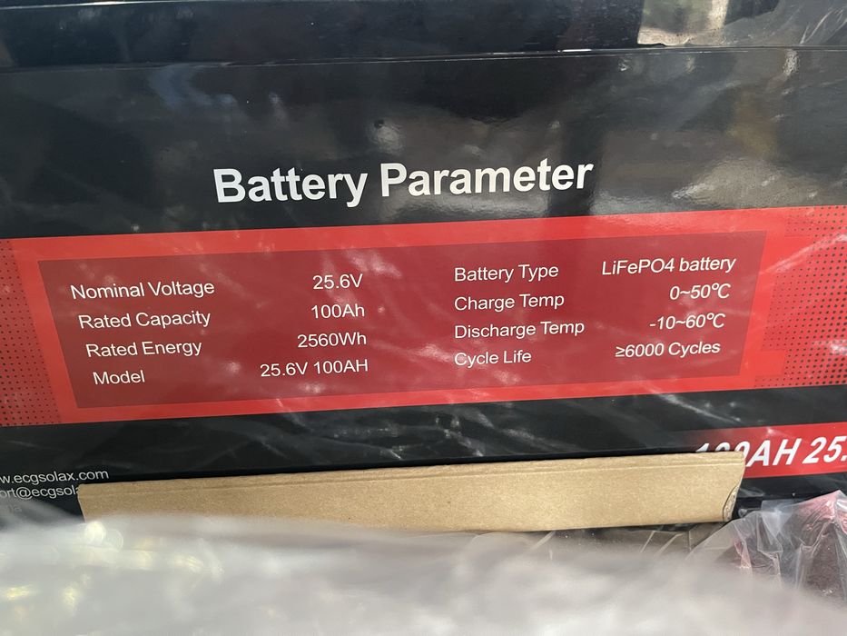 Акомуляторна батарєя  LiFePO4 24V100A