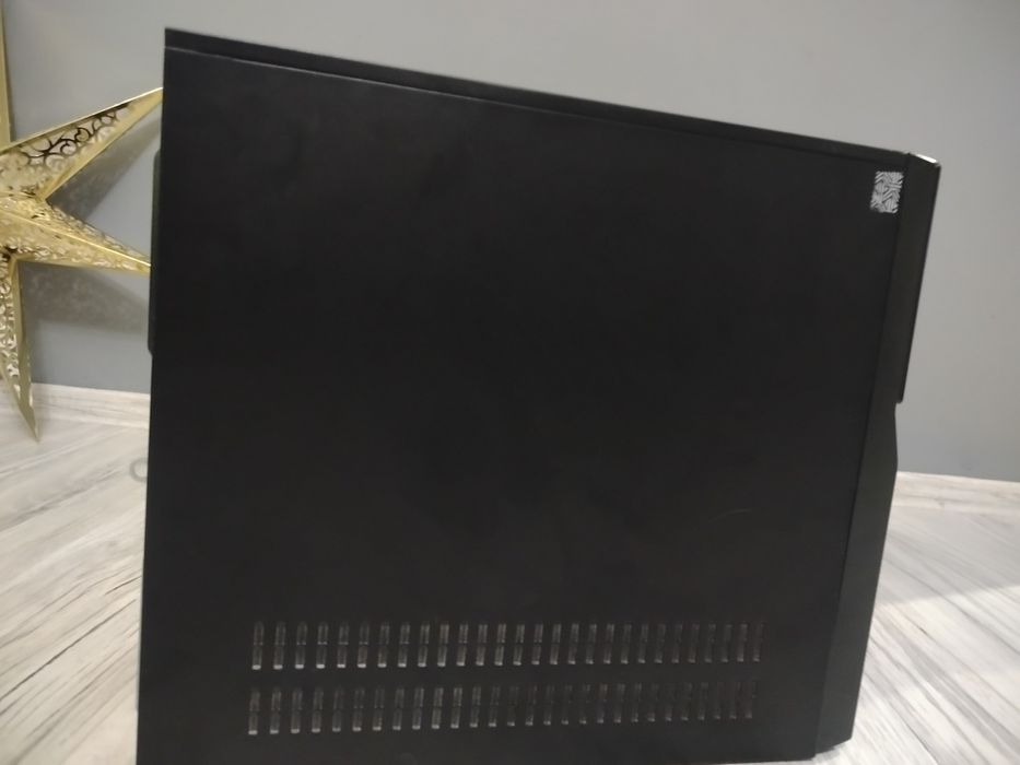 Komputer stacjonarny