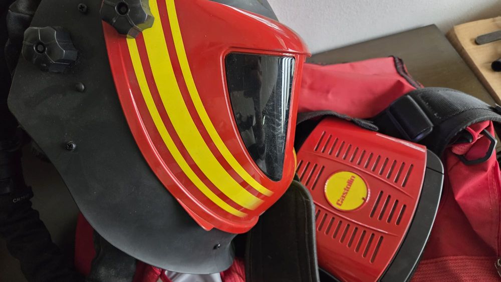 Mascara de soldadura c/ sistema de oxigenio comonova