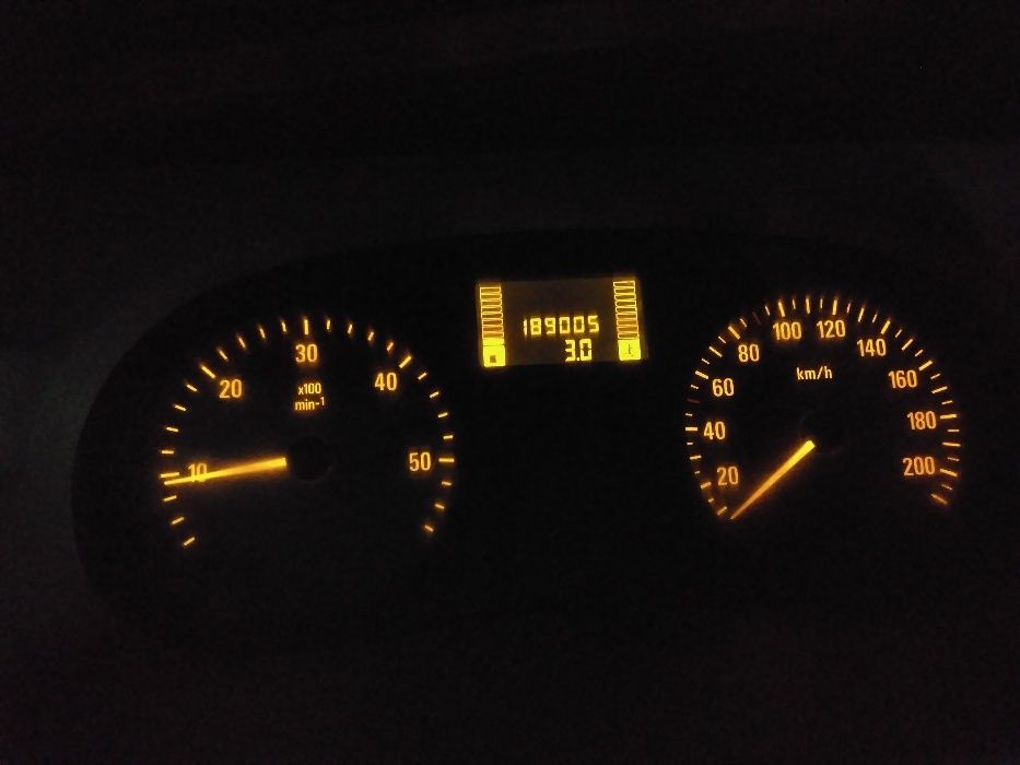 Разборка  Renault Trafic 1,9 2,0 2,5