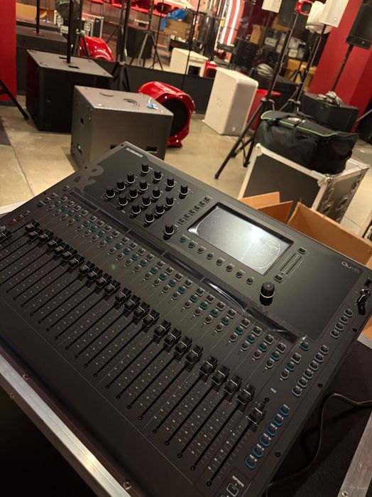 Allen & Heath QU-6