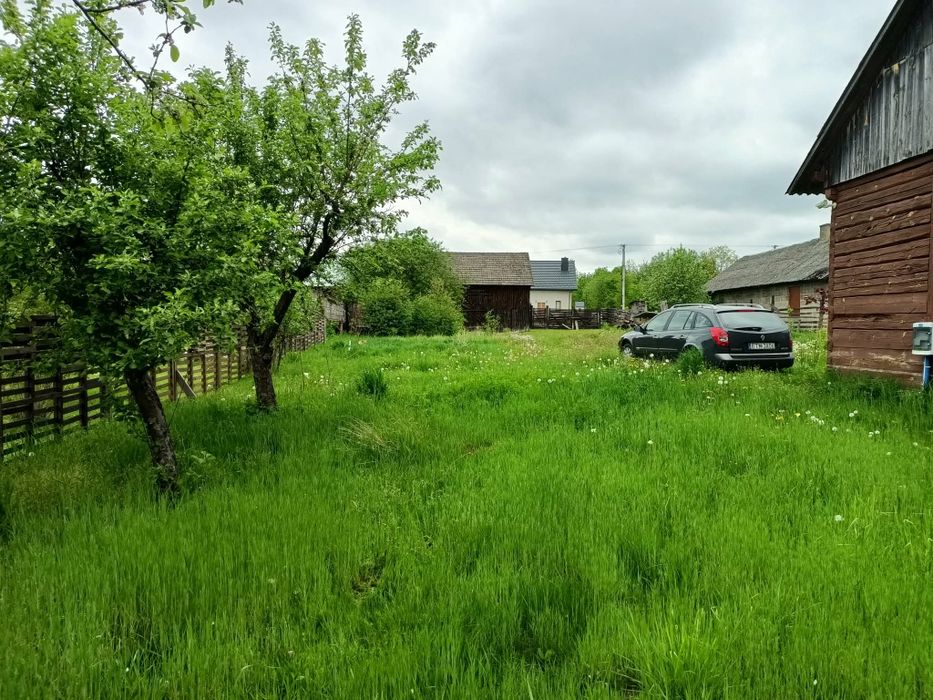 Sprzedam Dom na wsi do remontu z dzialka 1200m i stodola