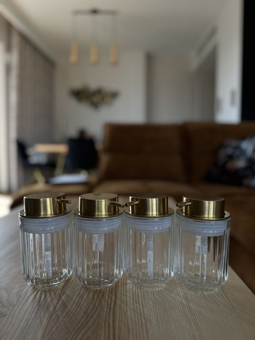 Dozownik mydła / Kubek na szczoteczki / Ikea