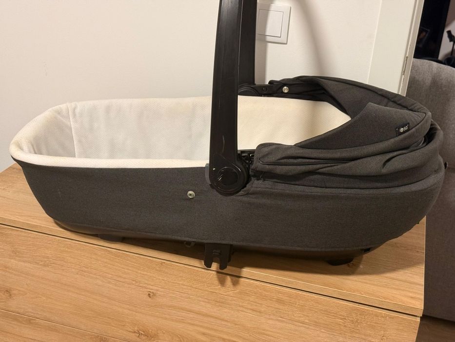 Alcofa/ ovo para bebé