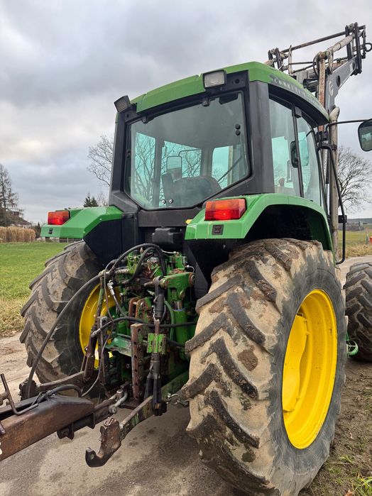 John Deere 6200 z turem samopoziomujący 3 sekcyjny sprowadzony