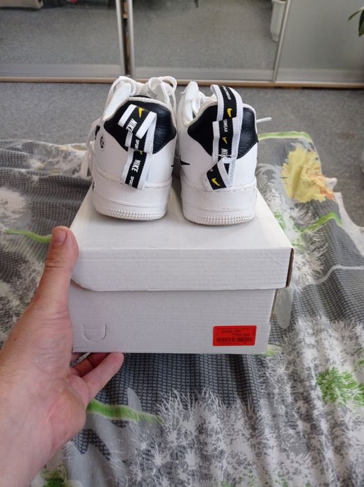 Фірмові кросівки Nike 37