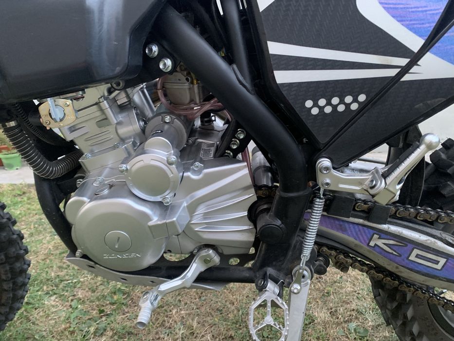 Продам мотоцикл Kovi Max 300