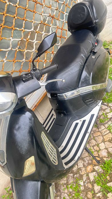125cc Scooter Urbana ZNEN | Ano 2009 | Extras Incluídos