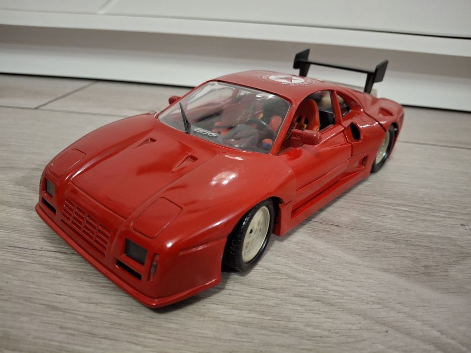 Samochód Kolekcjonerski Ferrari GTO Evoluzione Jouef Evolution 1:18