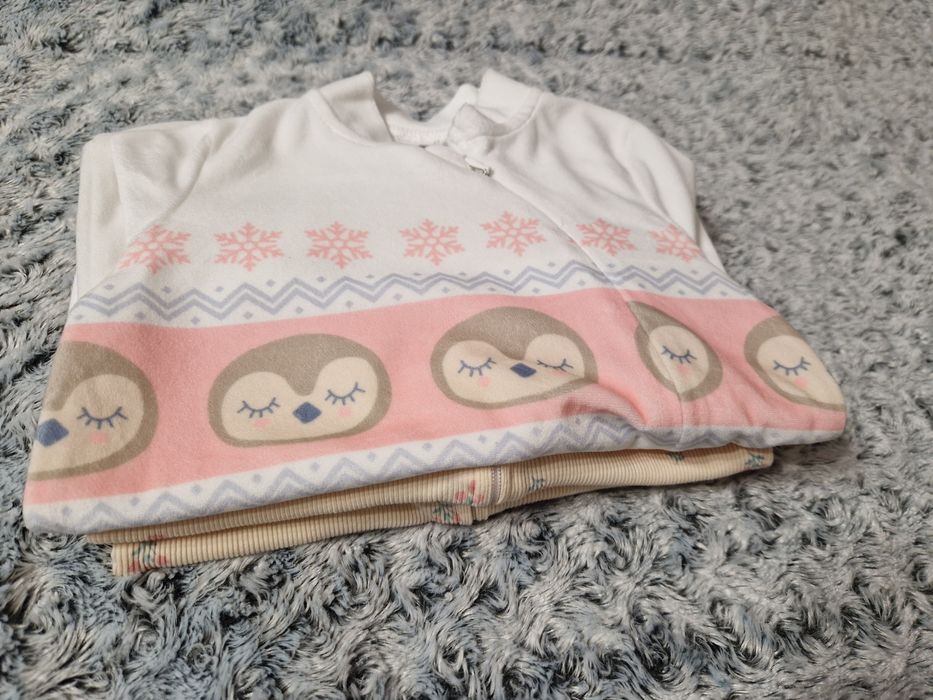 Zestaw piżamek/pajacyków niemowlęcych dla dziewczynki 80cm