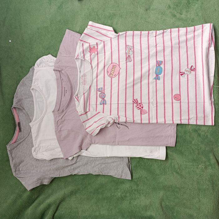 T-shirt r. 134/140
