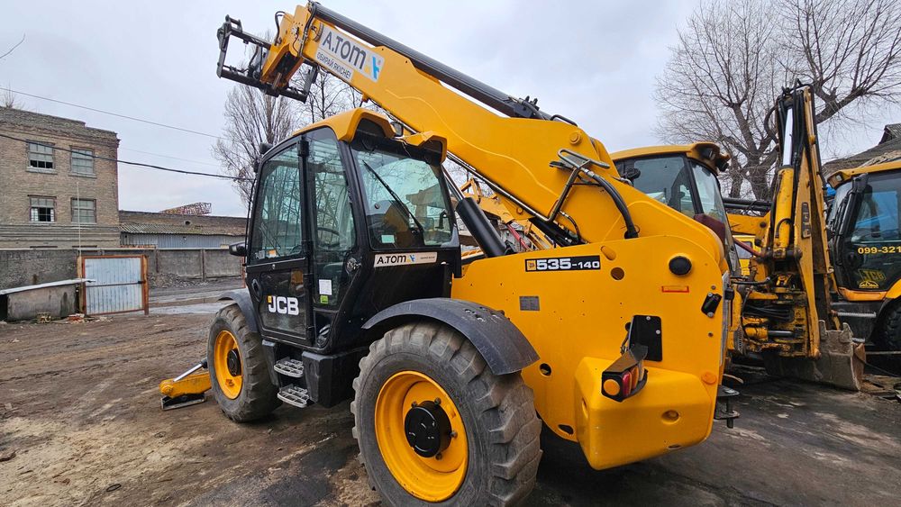 Продам навантажувач телескопічний JCB 540-135 2014 року.
