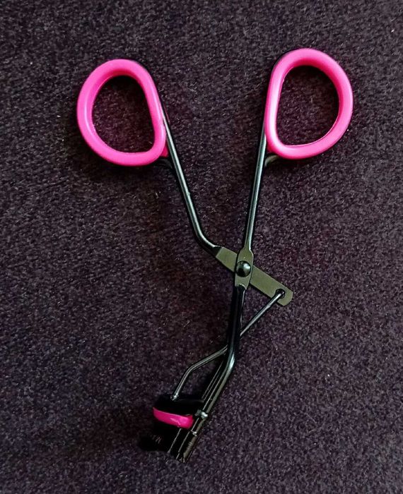 Maybelline - zalotka do rzęs