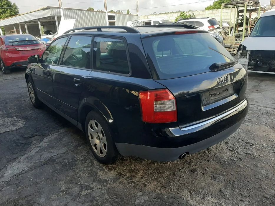 Audi A4 De 2001 para peças