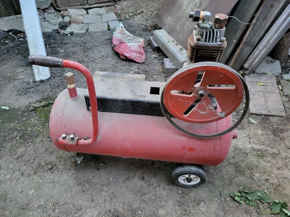 Компрессор с компрессорной головкой МТЗ, ЮМЗ СССР