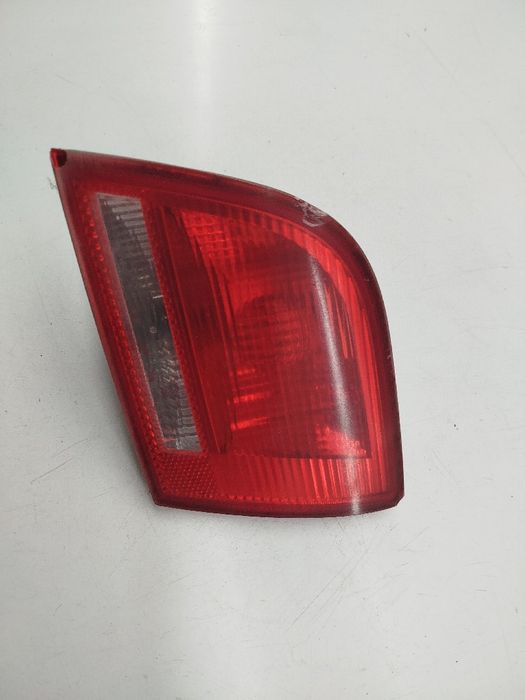 Farolim da Mala Direito - AUDI A3 Sportback (8PA) | 04 - 15