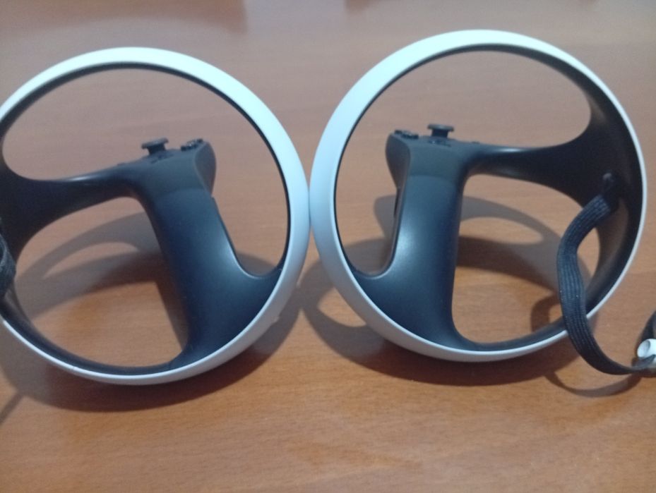 PSVR 2 (VR PS5) com comandos, cabo e caixa