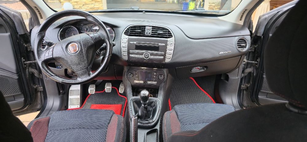 Fiat Bravo 2,  2.0  165km