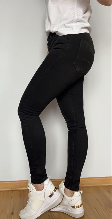 Armani jeans czarne 34/25