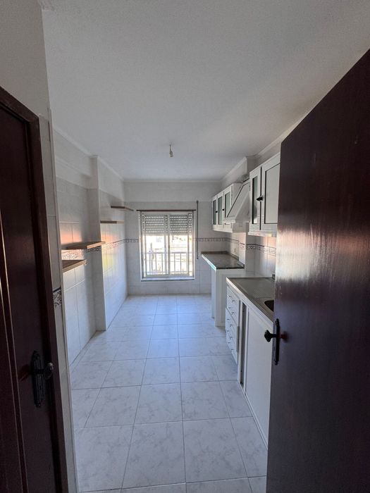 3° andar - T2 para arrendar na Quinta do Conde