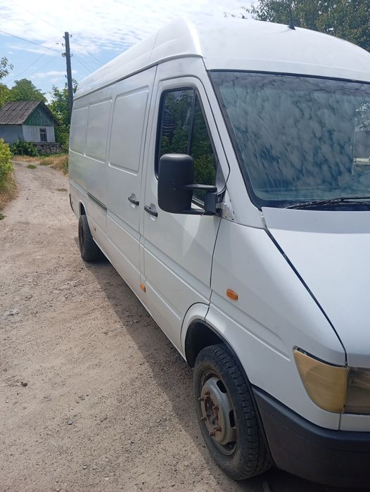 Мерседес Спрінтер 412