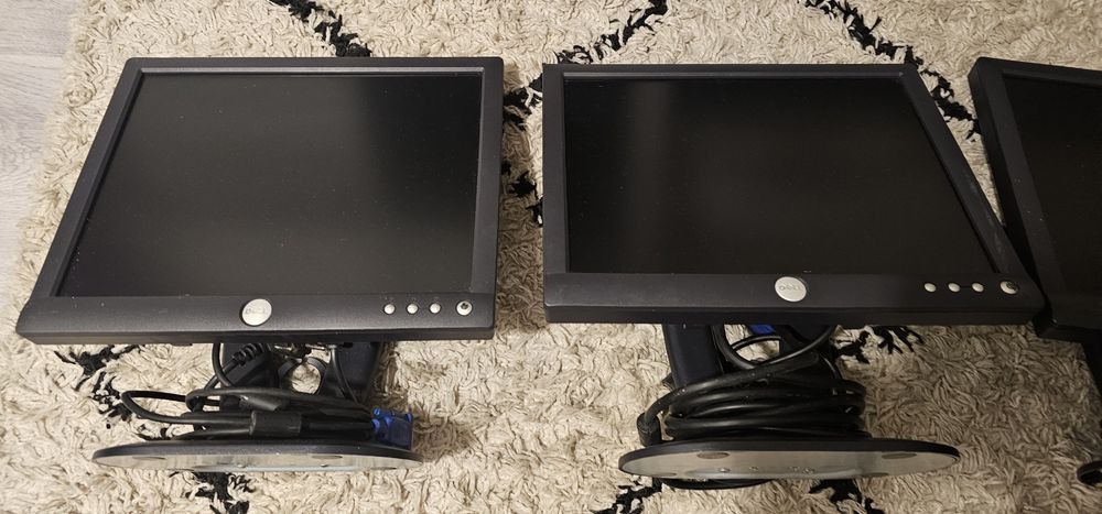 Sprzedam monitor monitory do komputera kamer CCTV 15" 17" 19" Dell LG Samsung