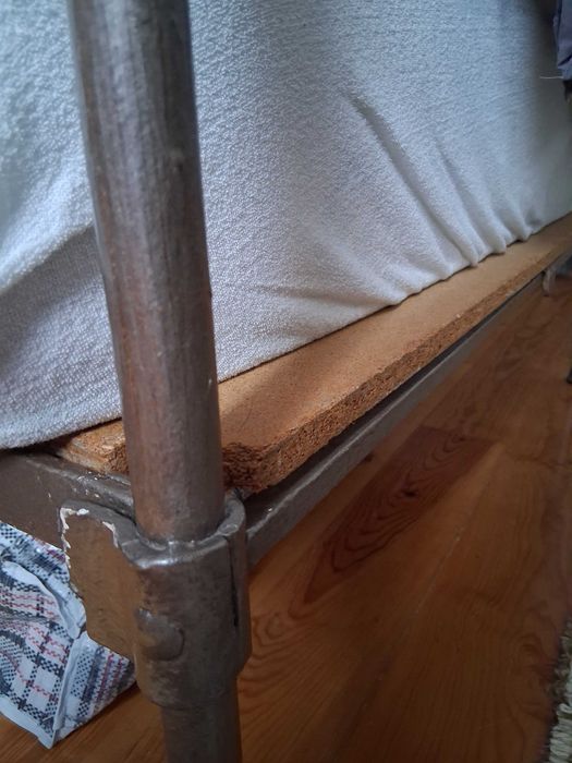 Cama de ferro de casal