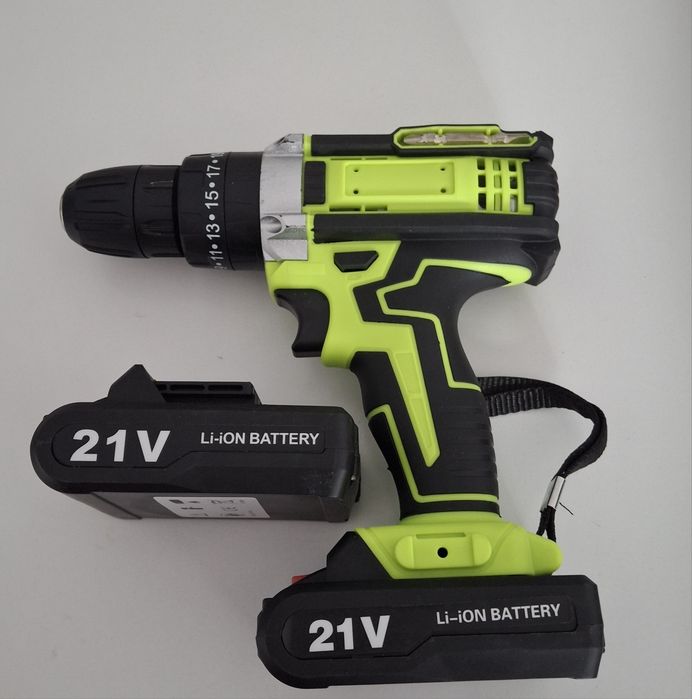 AParafusadora multifunções 21V