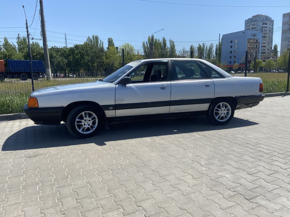 Продам Ауди 100 с3