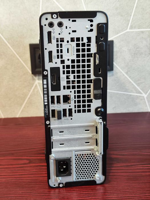 HP EliteDesk 705 G4 SFF