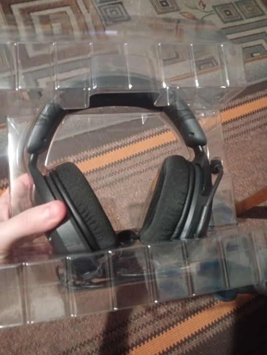 Продам навушники HyperX Cloud Stinger 2 Core - стан нові 

Продам