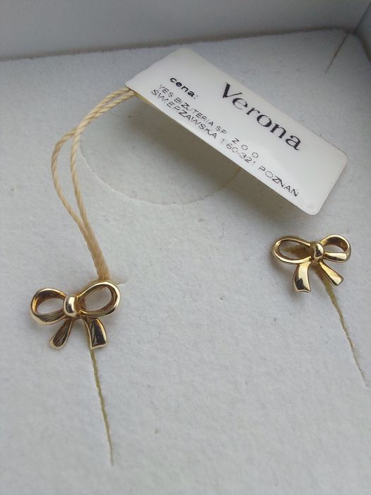 Nowe złote kolczyki Verona 333 8k 8ct kokardki sztyfty metka