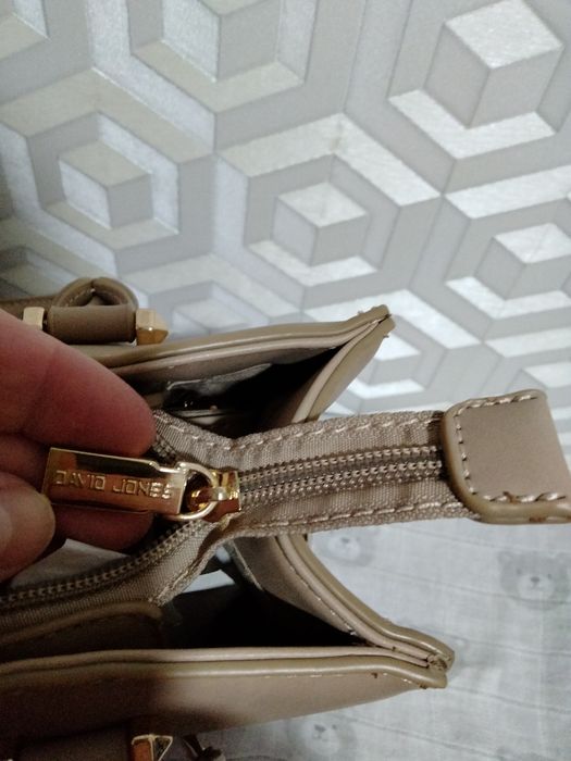 Жіноча сумка David Jones