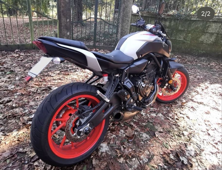 Vendo YAMAHA MT-07 35kw