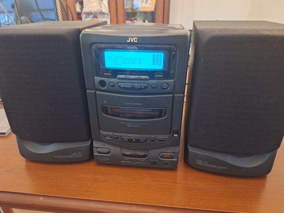 WIEŻA  JVC Model UX T1/kolumny model UX-BS1005