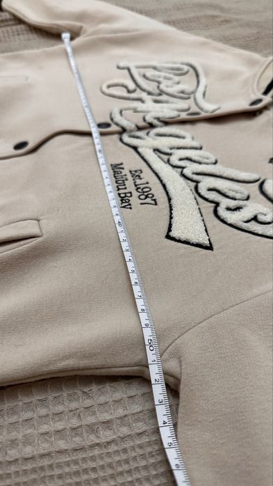 Бомбер, худі, светр 142-146 см