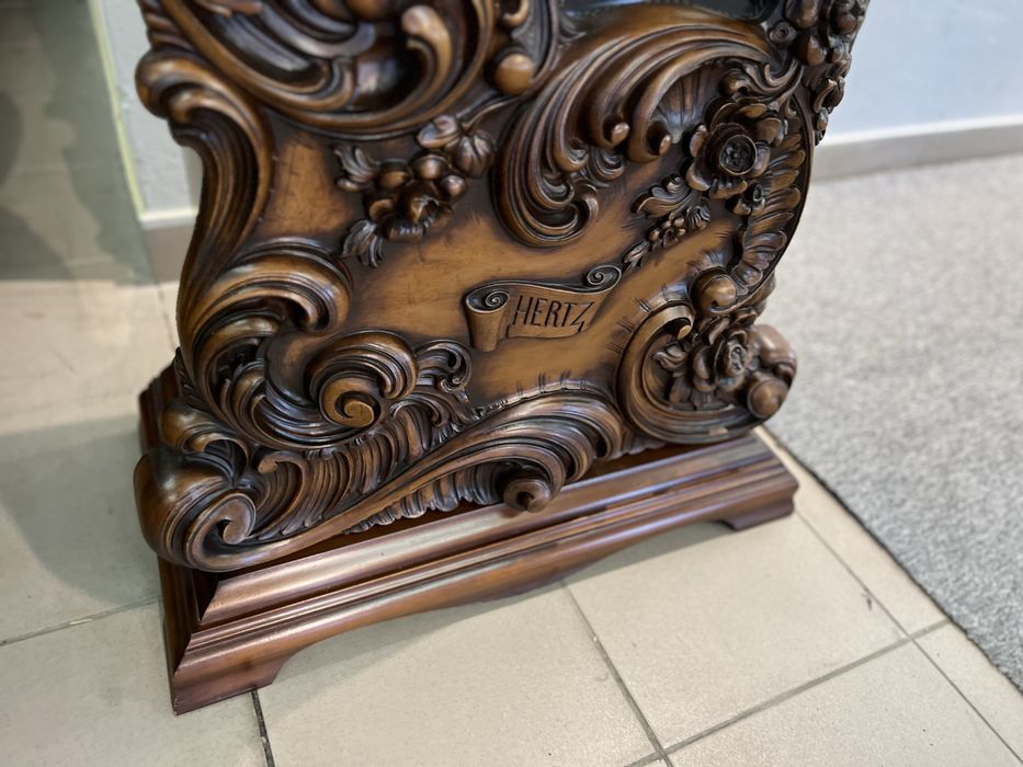 Годиник механічний з боє і мелодіями старовинний напольний масив