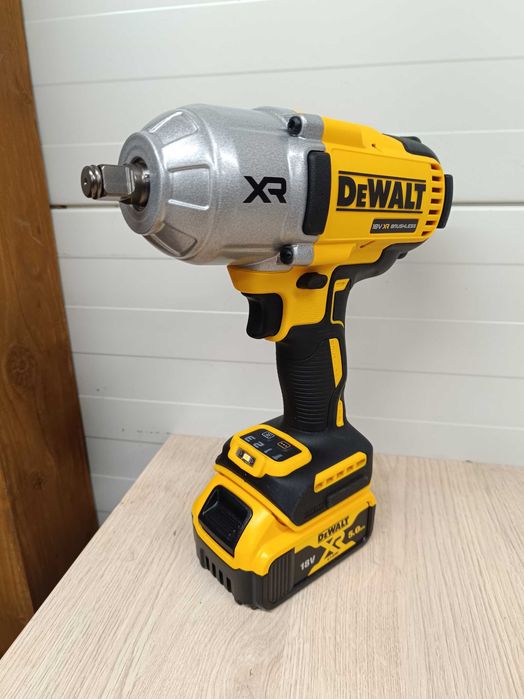 DeWALT DCF900 Klucz udarowy 1/2 1x 5,0Ah 18V 1355NM
