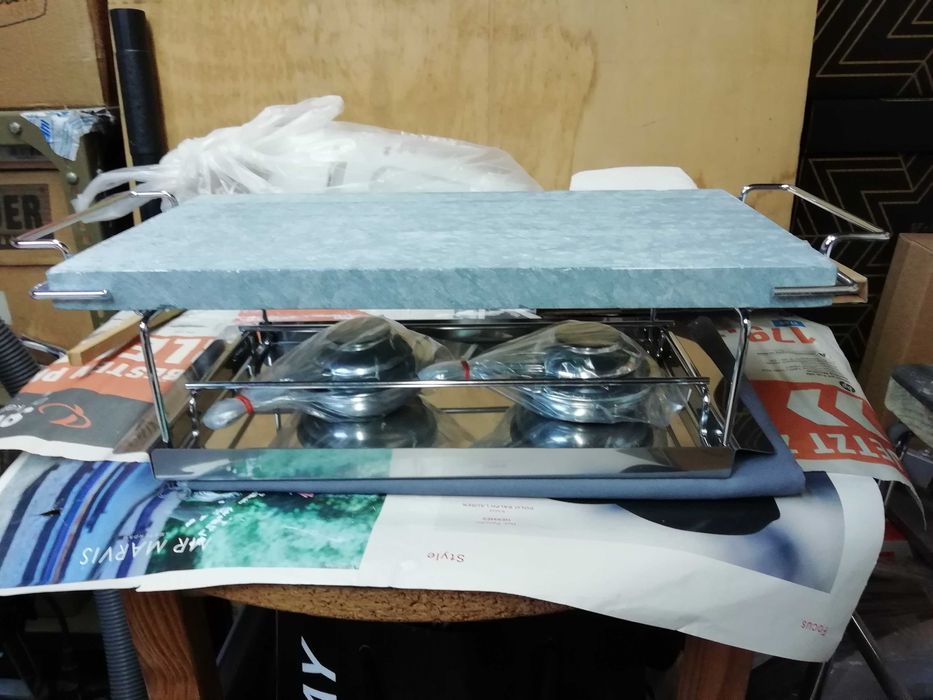 Grelhador de Pedra com lamparinas