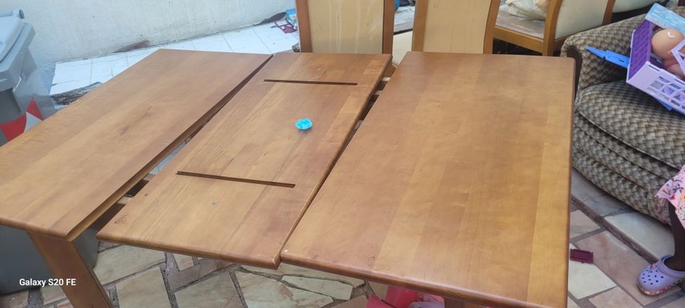 Mesa de jantar grande até 6 lugares