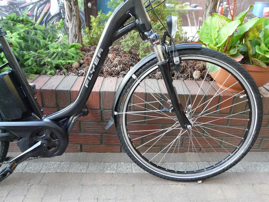 Rower elektryczny FLYER +T  28"/50 centralny,Magura-Szwajcar