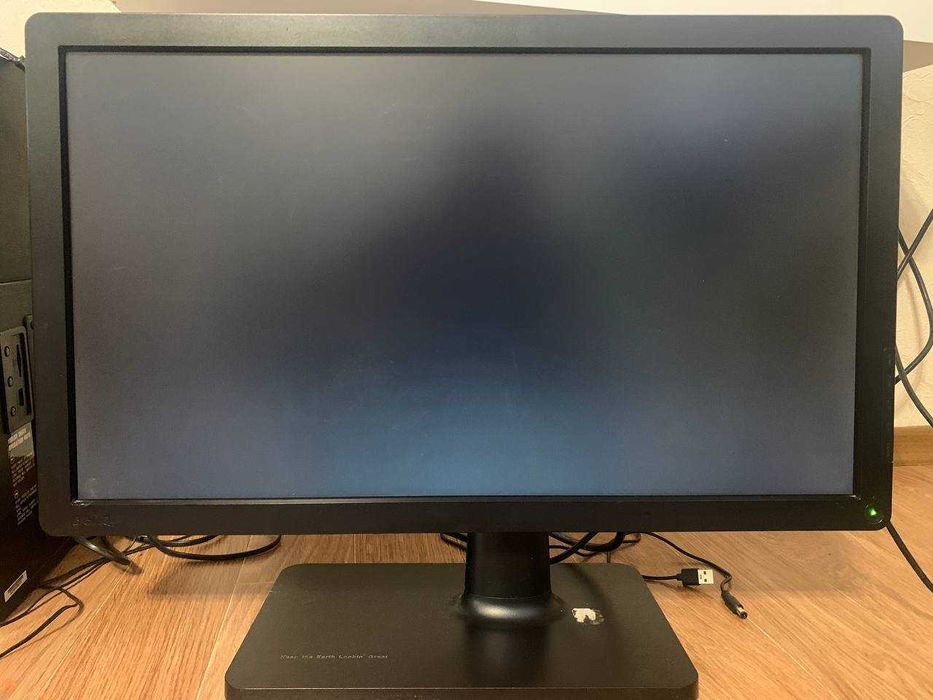 BenQ V2410 Eco — 24″ LED монітор, відмінний стан