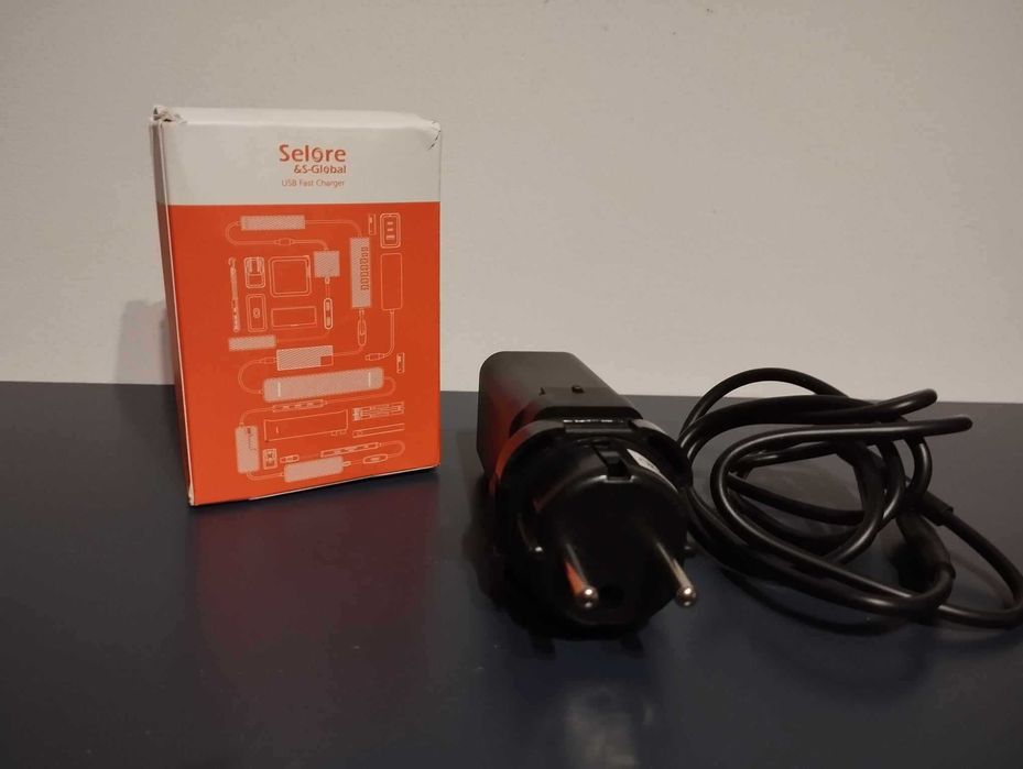 Ładowarka USB C 65W szybka 3-portowa z kablem ładującym