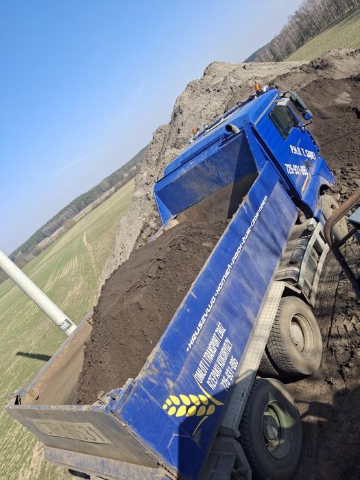 Czarnoziem torf ziemia ogrodowa przesiewana