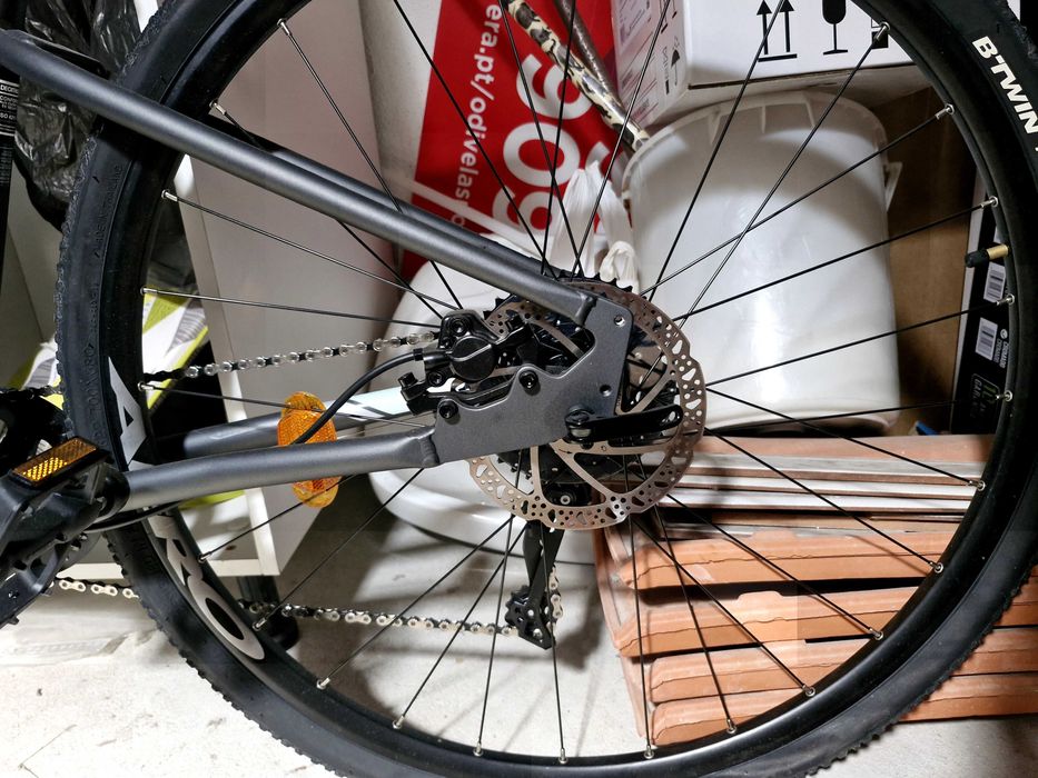 Bicicleta Trekking Riverside 900