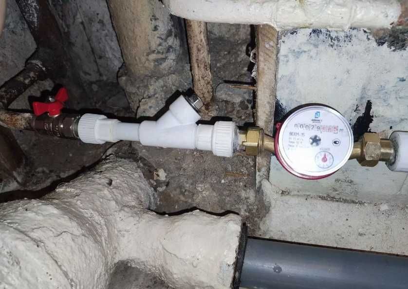 Сантехник. Ремонт унитаза. Замена крана. Установка бойлера. Сантехнік ...